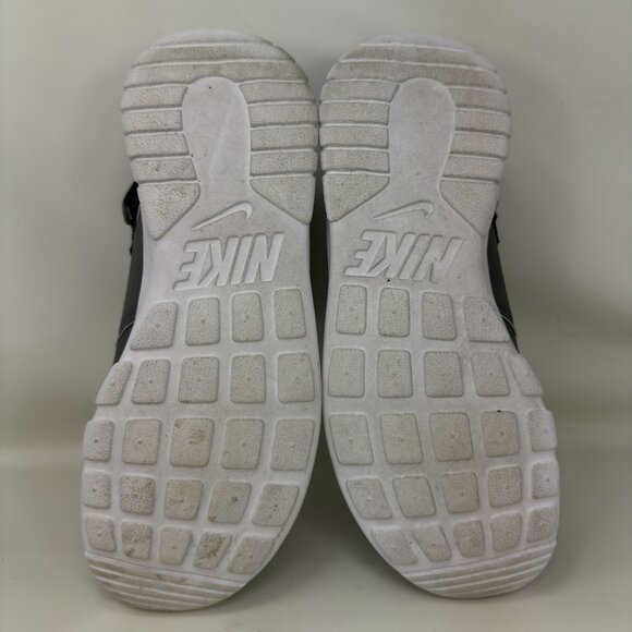 Nike Tanjun Sandals Gray White Women's Size 10 - Picture 6 of 7